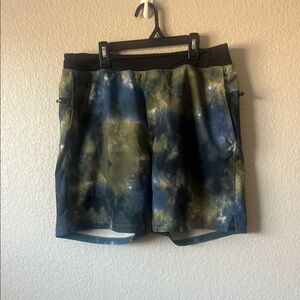Tie-Dye Athletic Shorts Fabletics w compression